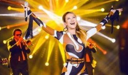 李玟最新爆料图片,惊艳造型引发热议，揭秘时尚背后的故事