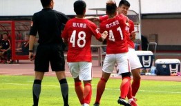 足球员保姆爆料视频大全,足球员生活幕后花絮大曝光